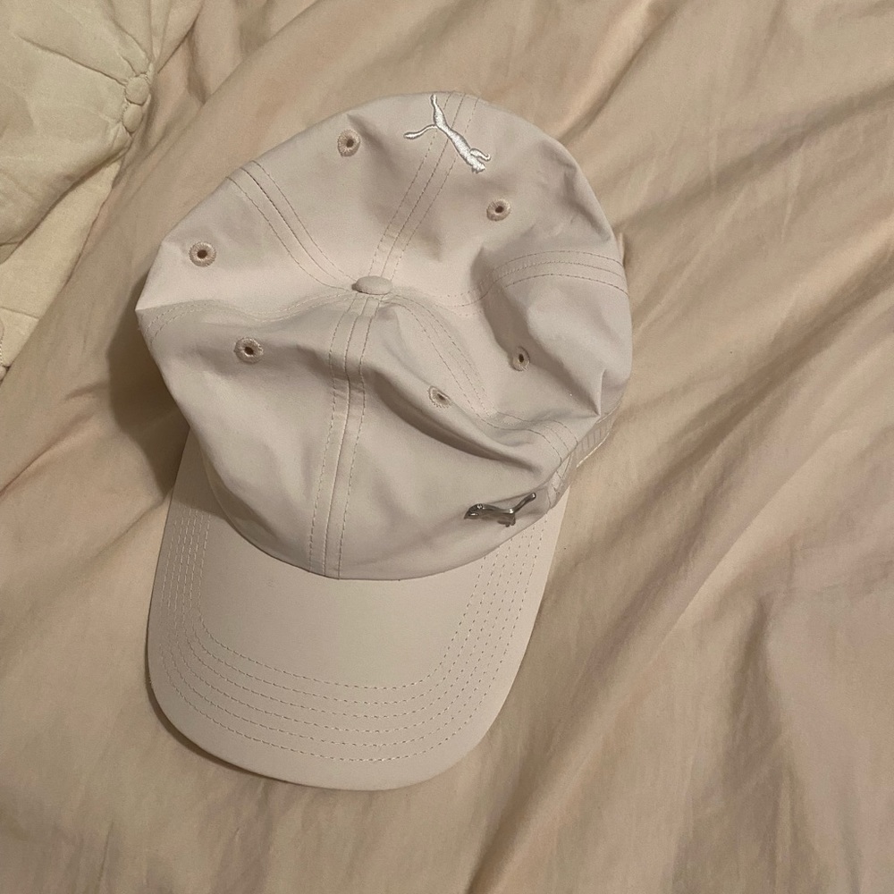 Light pink puma hat